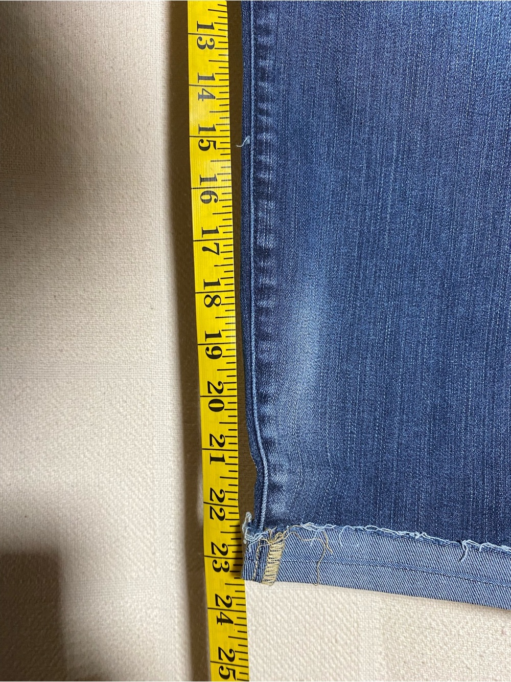 Torrid Women's Blue Distressed Crop Jeans - Picture 6 of 6
